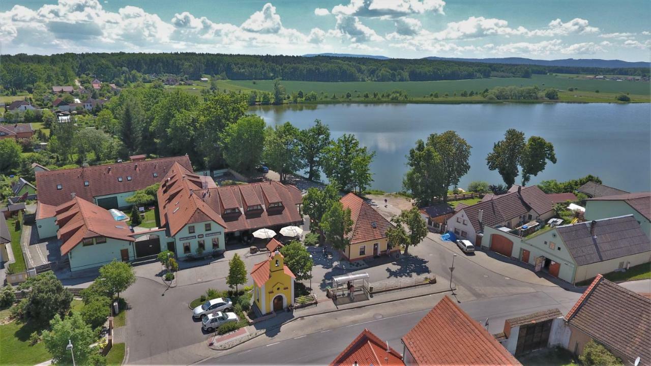 Sindlovska Krcma Hotel Ceske Budejovice Exterior photo